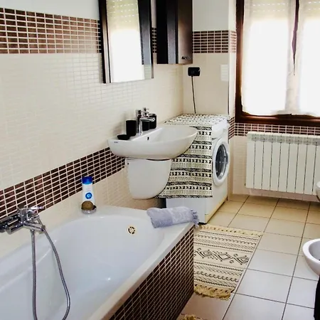 Apartment The Queen's & Private Meetings Ideale Per Affitti Brevi & Dayuse Sassari